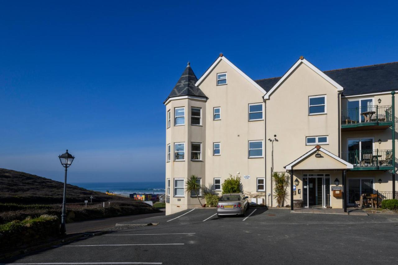 Beachcombers Apartments New Quay Extérieur photo