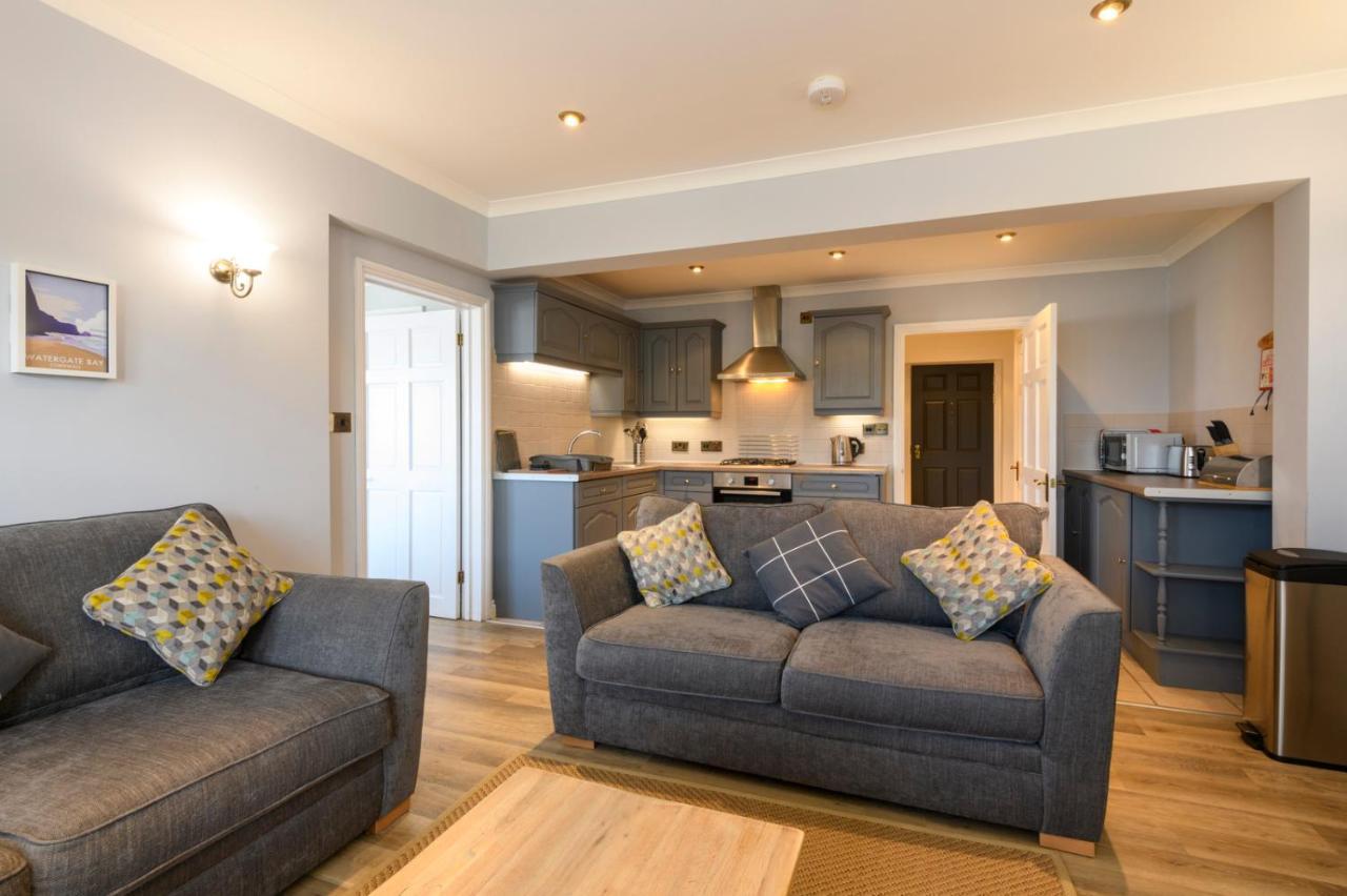 Beachcombers Apartments New Quay Extérieur photo