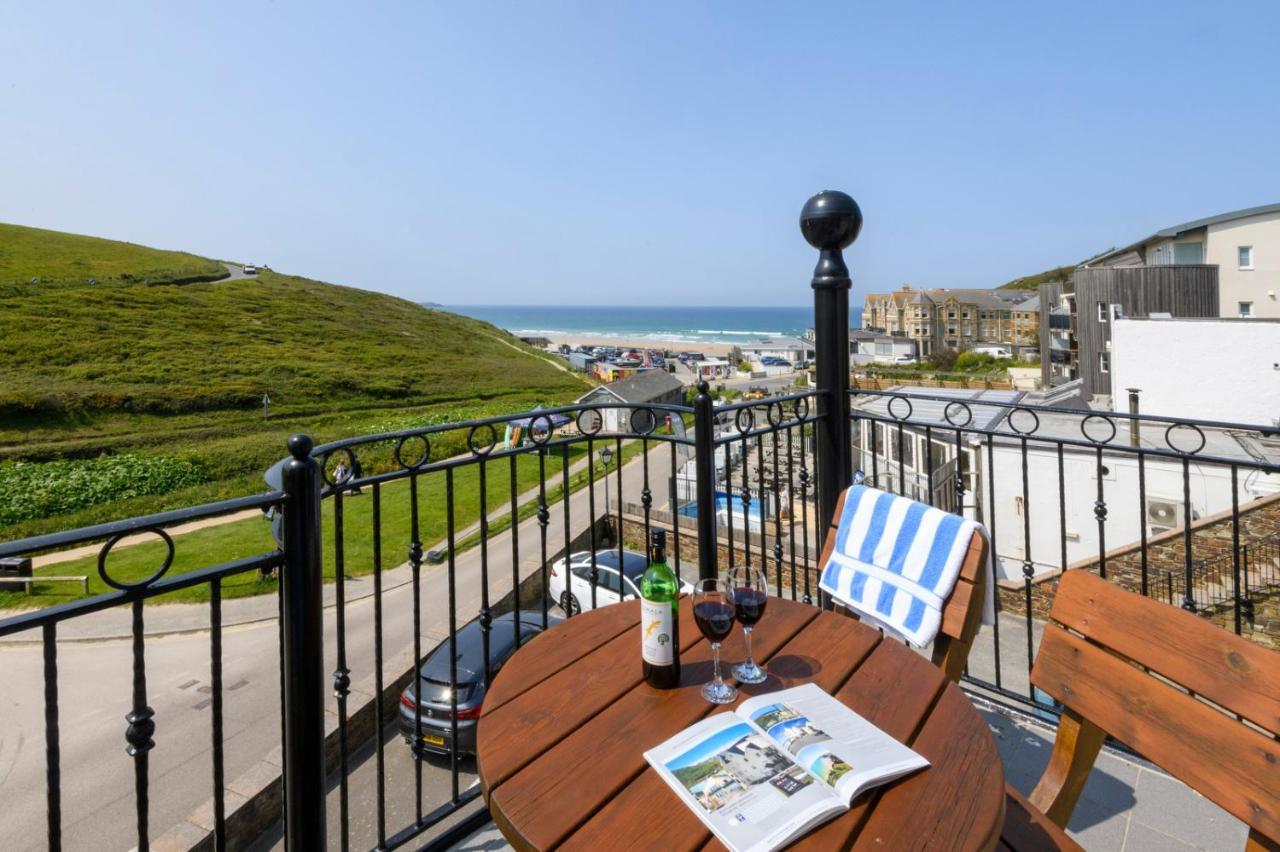 Beachcombers Apartments New Quay Extérieur photo