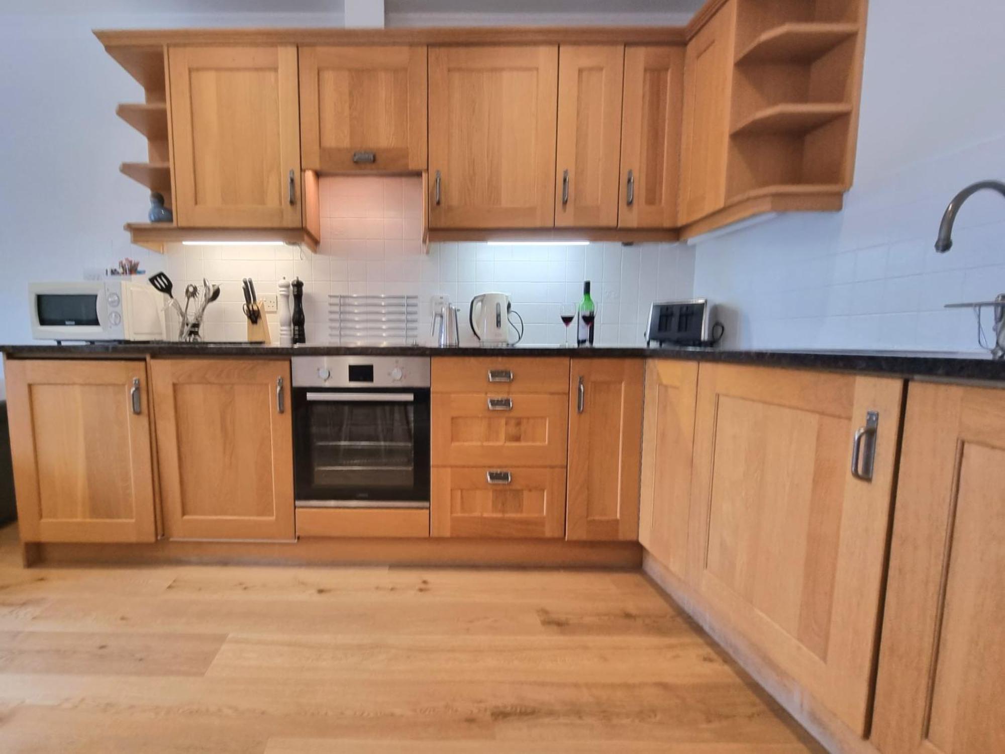 Beachcombers Apartments New Quay Extérieur photo