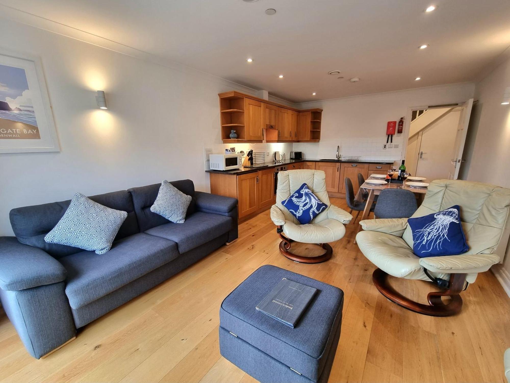 Beachcombers Apartments New Quay Extérieur photo